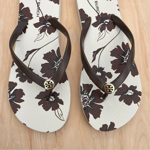 Tory Burch Potting Soil Ivory Daisy Flip Flop Thong Sandal Logo Size 8 EUC - Picture 2 of 8